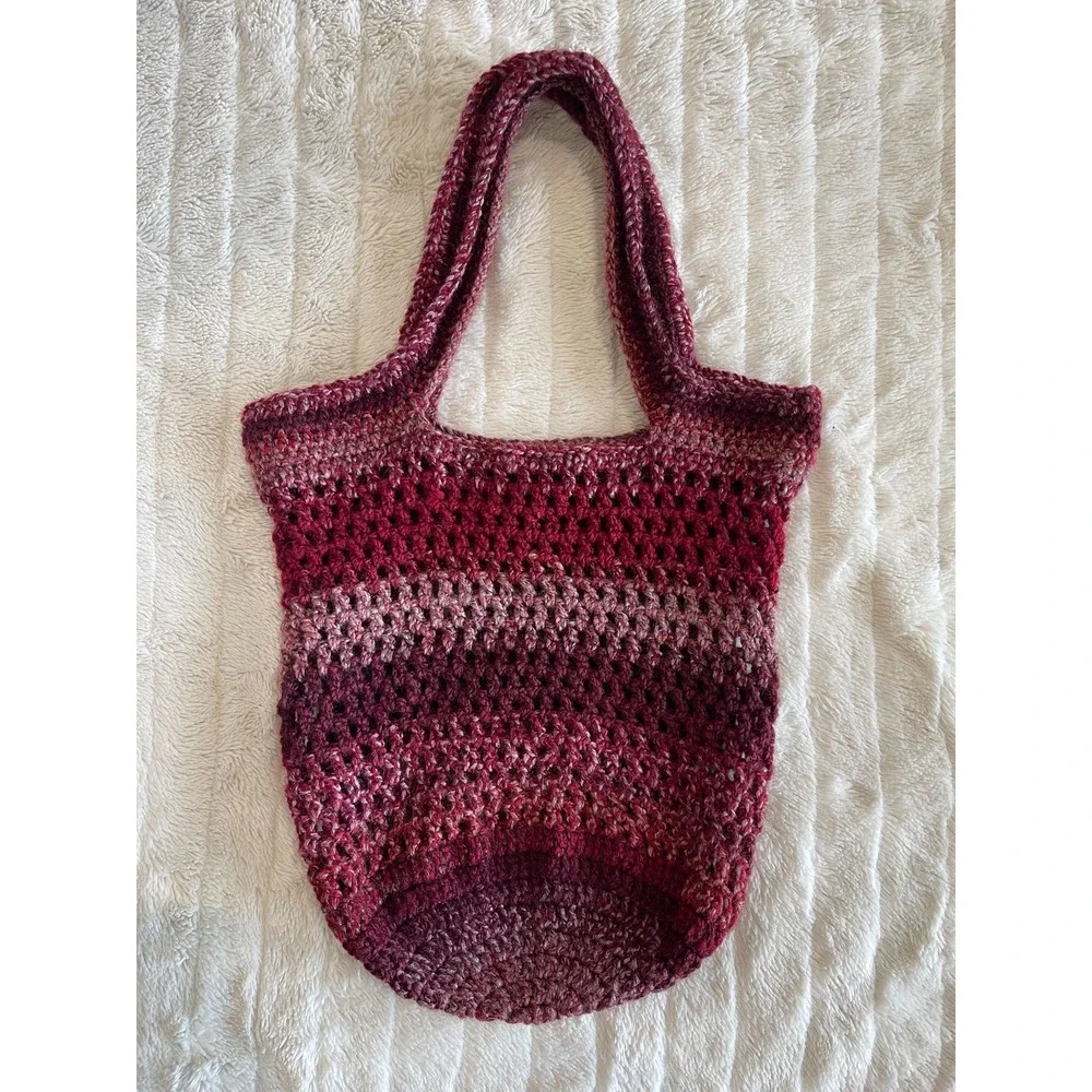 Crochet Market Tote Bag In Variegated Red‎